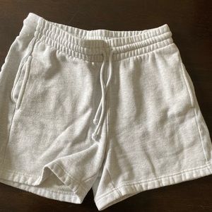 Aritzia TNA sweatshorts